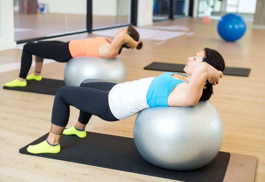 Advanced core strengthening physiotherapy session for women at Mickleham Physiotherapy Services.